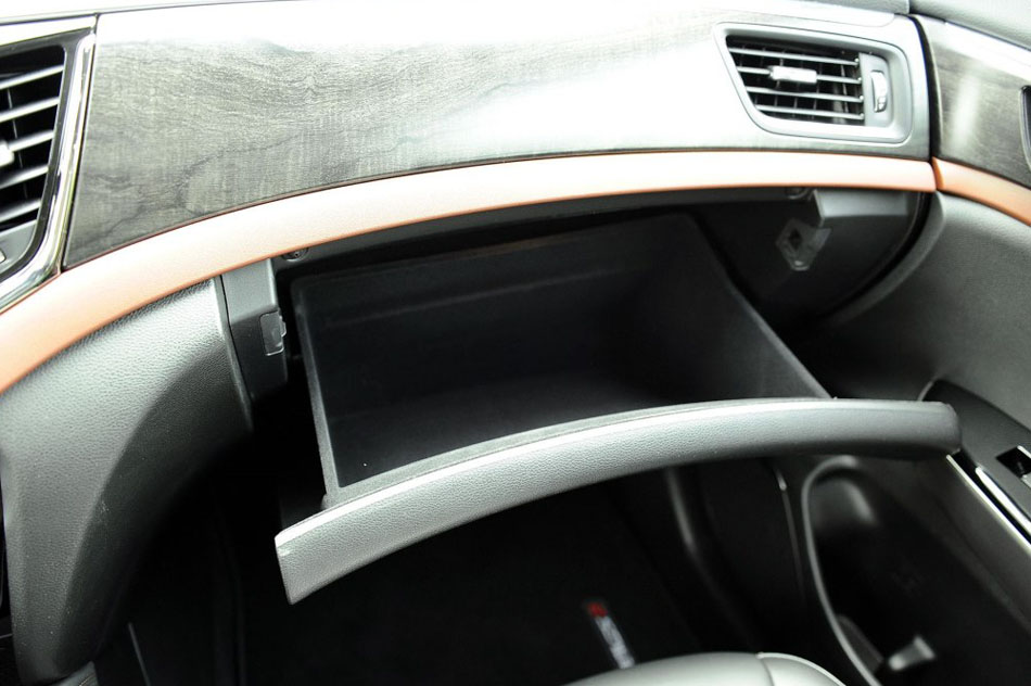 2017款 320T 四驱至尊版 内饰