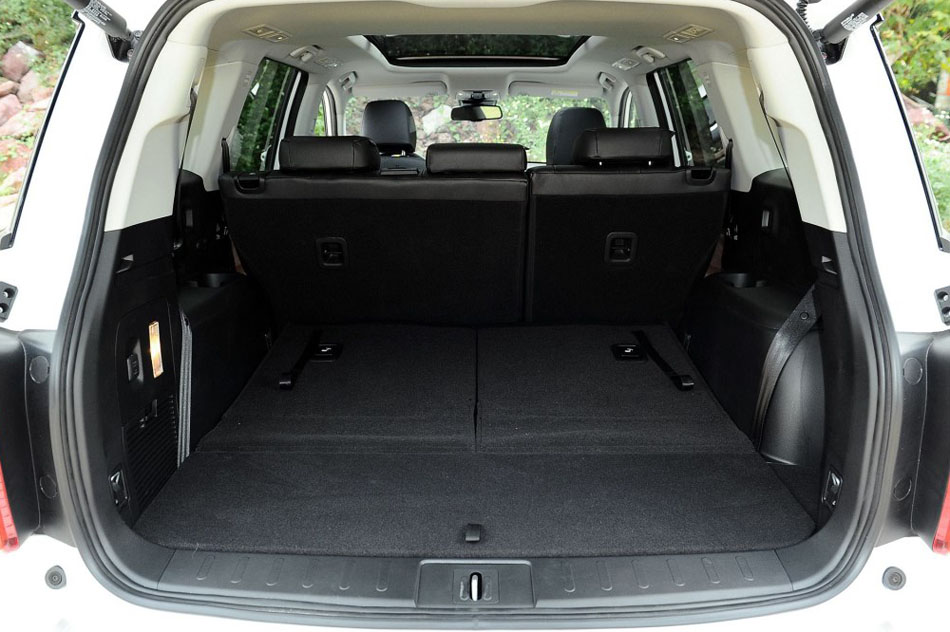 2017款 320T 四驱至尊版 座椅空间