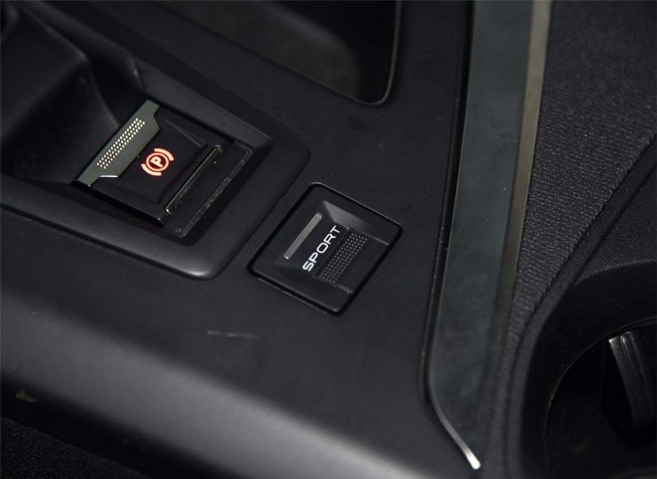 标致4008  2017款 380THP 豪华版 内饰功能