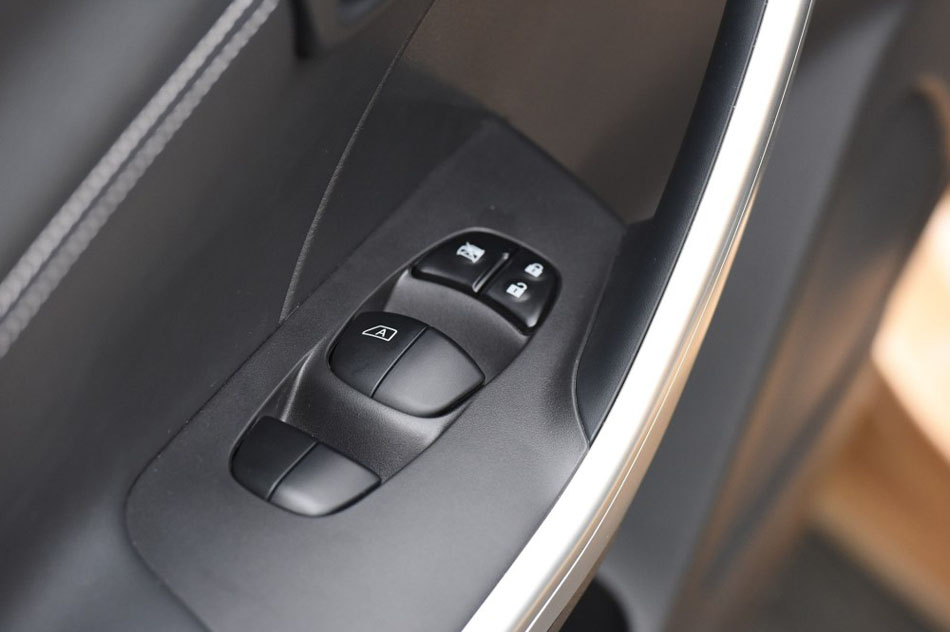 2017 2.0L CVTа οռ