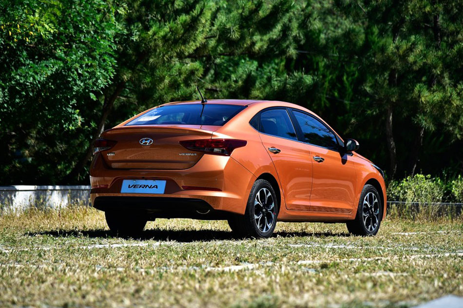 2016款 1.4L 自动精英版TOP 外观