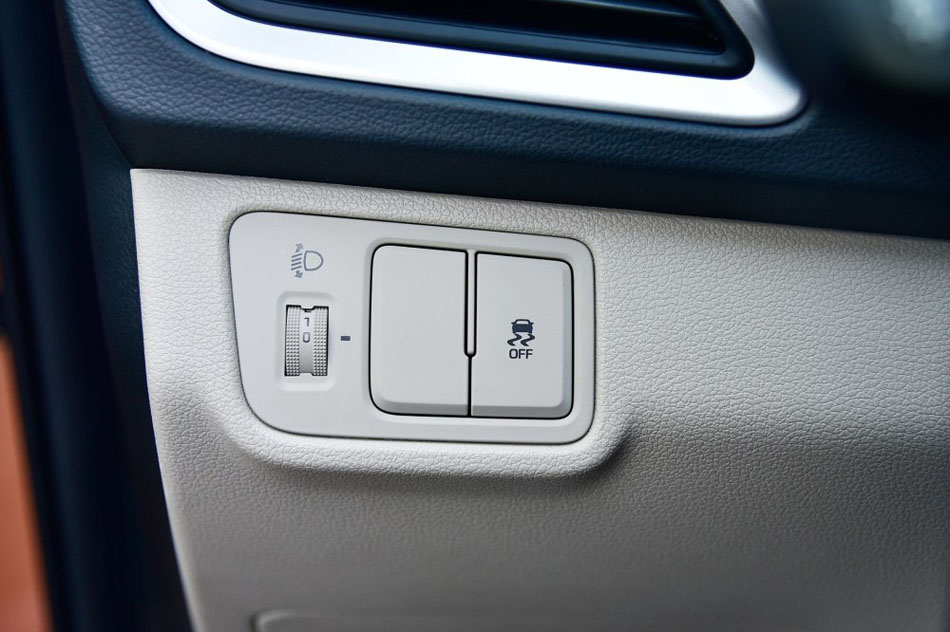 2016款 1.4L 自动精英版TOP 内饰