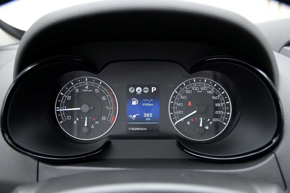 2016款 2.0L 自动旗舰版 内饰