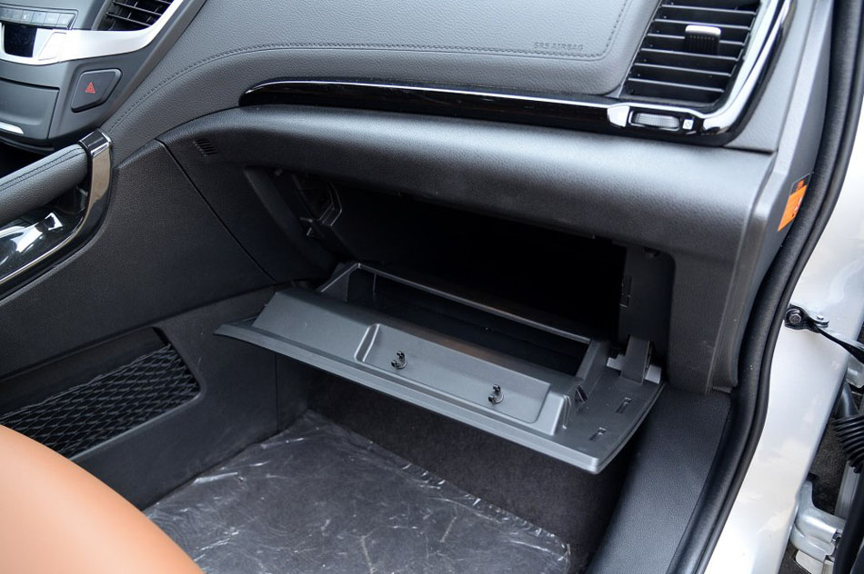 2016款 2.0L 自动旗舰版 内饰