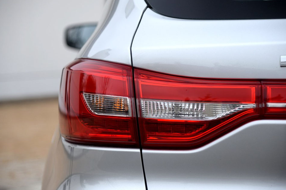 2016款 2.0L 自动旗舰版 细节