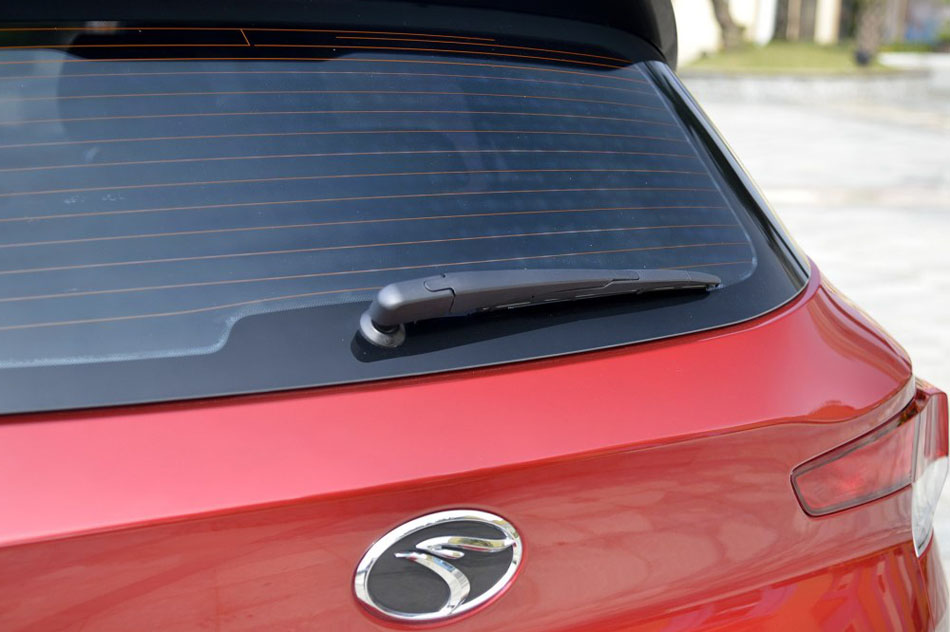 2016款 1.5L 手动劲彩版 细节