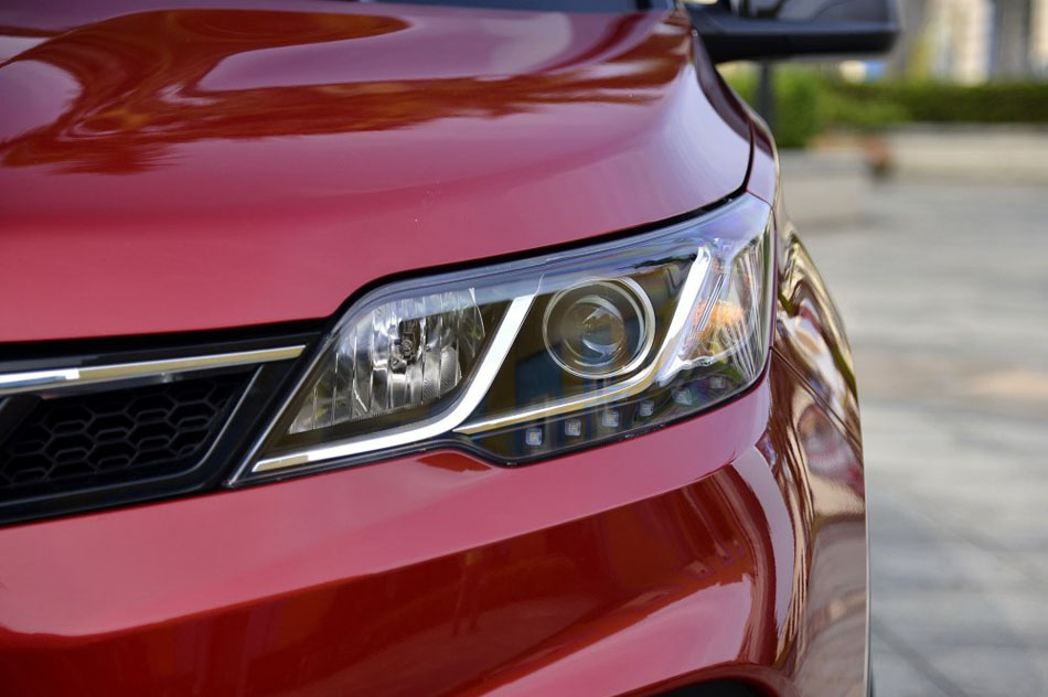 2016款 1.5L 手动劲彩版 细节