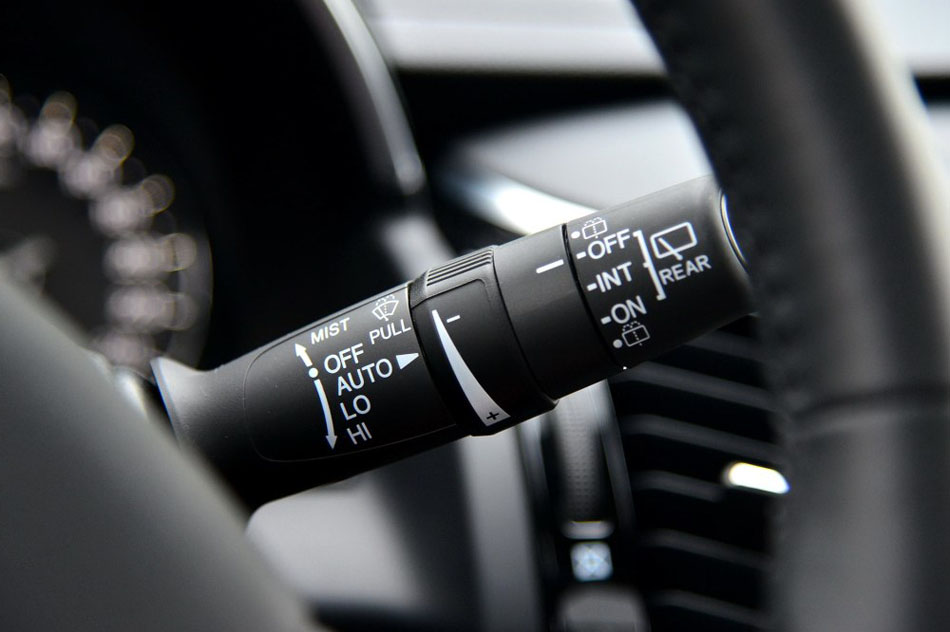 2017款 370TURBO 四驱至尊版 内饰