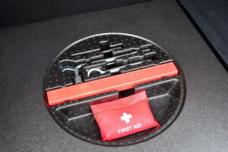 2017款 370TURBO 四驱至尊版 细节