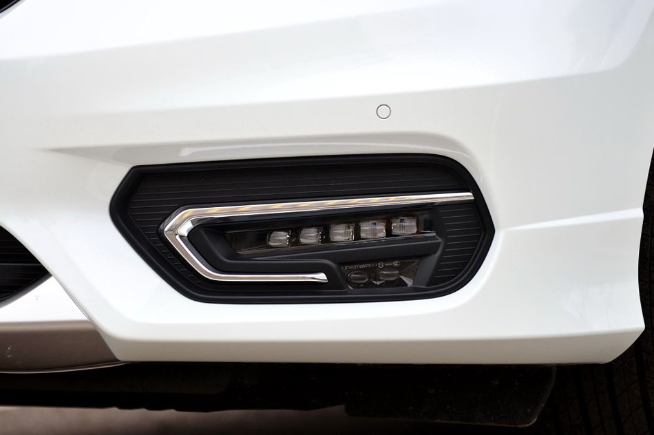 2017款 370TURBO 四驱至尊版 细节