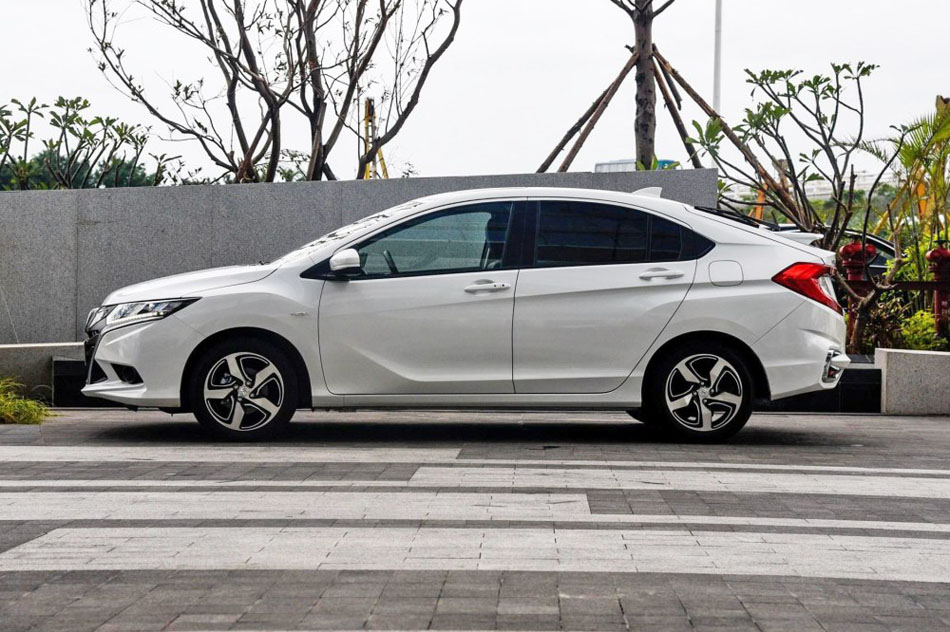 2017款 1.5L CVT风尚版 外观