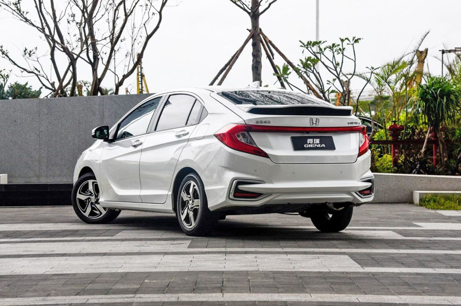 2017款 1.5L CVT风尚版 外观