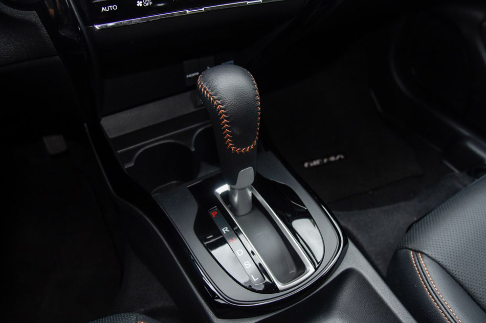 2017款 1.5L CVT风尚版 内饰