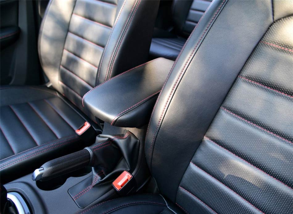 开瑞K60  2017款 1.5L 手动旗舰型 座椅空间