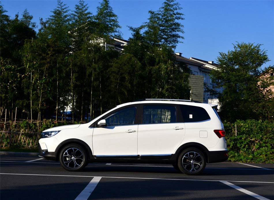 开瑞K60  2017款 1.5L 手动旗舰型 外观