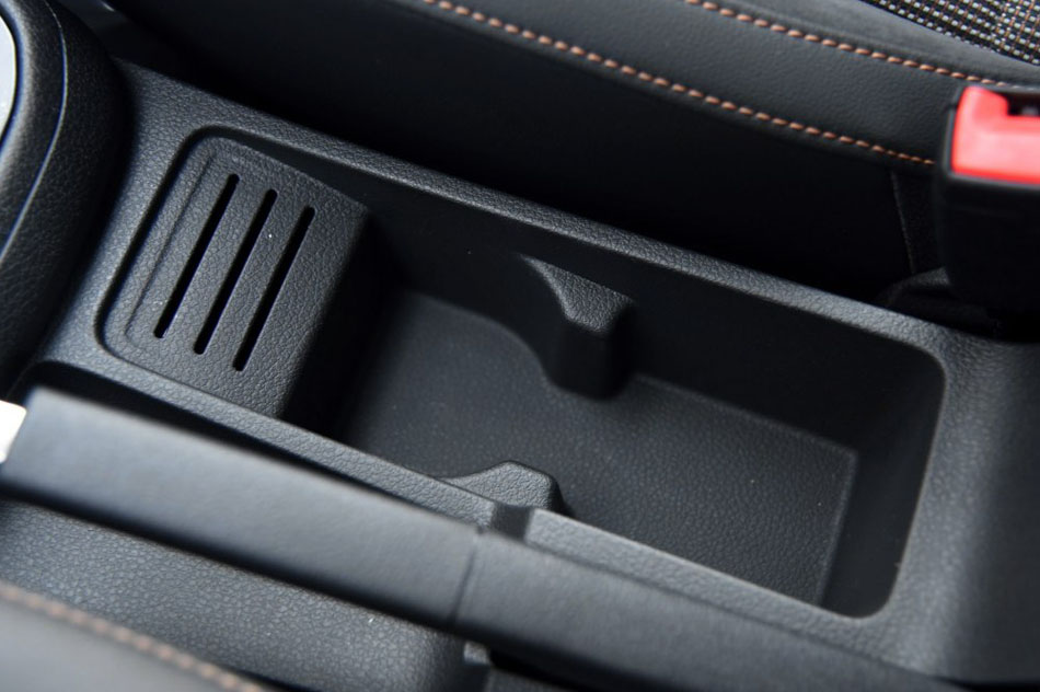 2017款 230TSI 自动舒适型 内饰