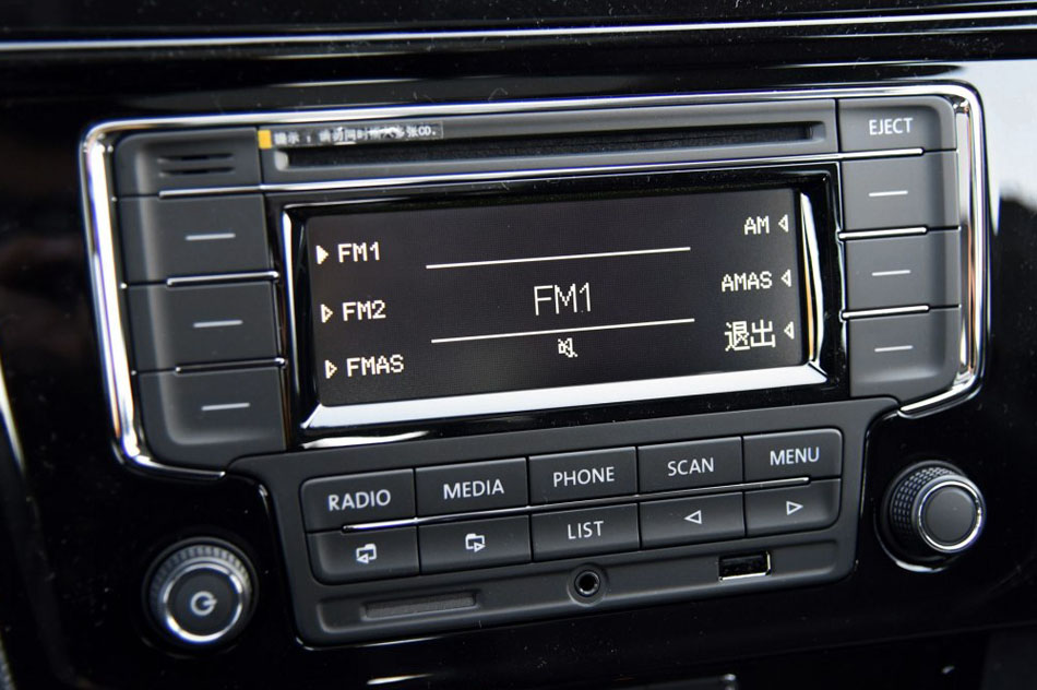 2017款 230TSI 自动舒适型 内饰