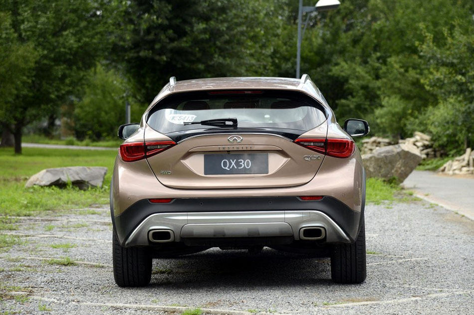 2017款 2.0T 四驱极限版 外观