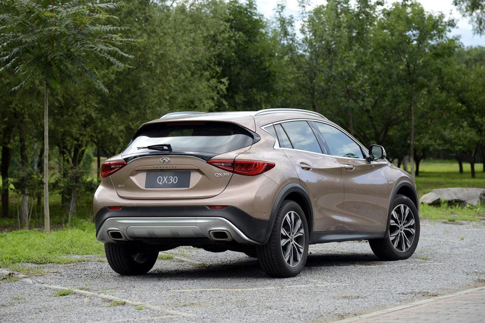 2017款 2.0T 四驱极限版 外观