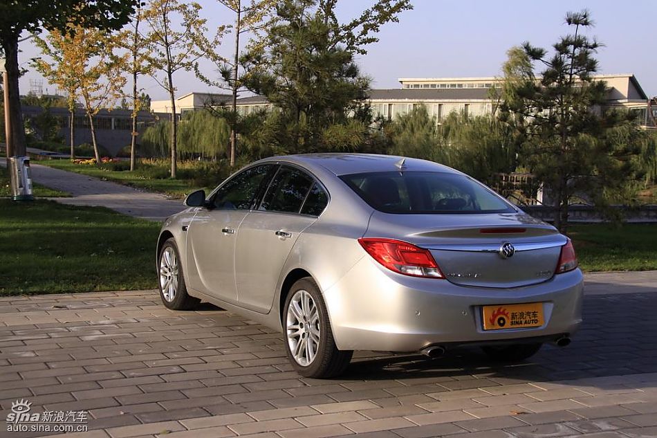 别克新君威2.0T外观实拍图