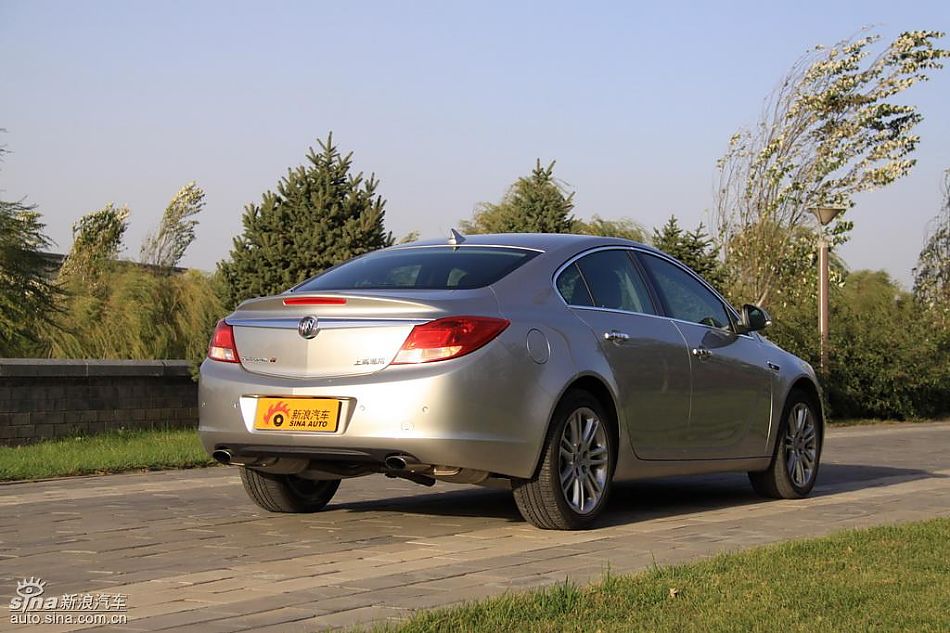 别克新君威2.0T外观实拍图