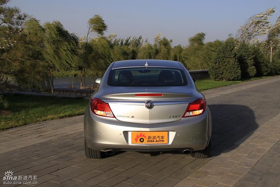 别克新君威2.0T外观实拍图