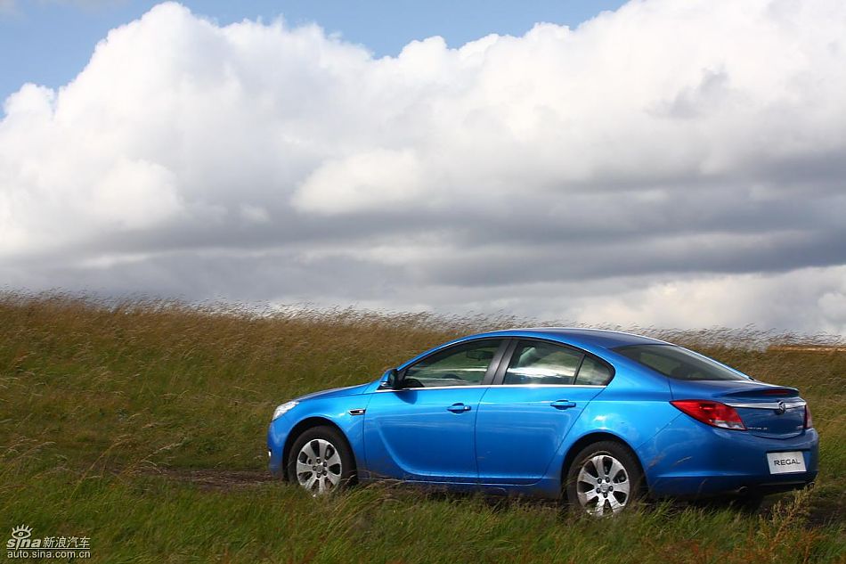 别克新君威1.6T实拍图外观