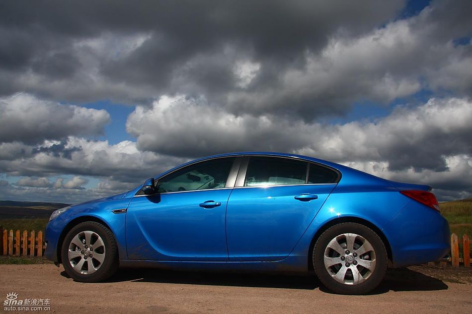 别克新君威1.6T实拍图外观