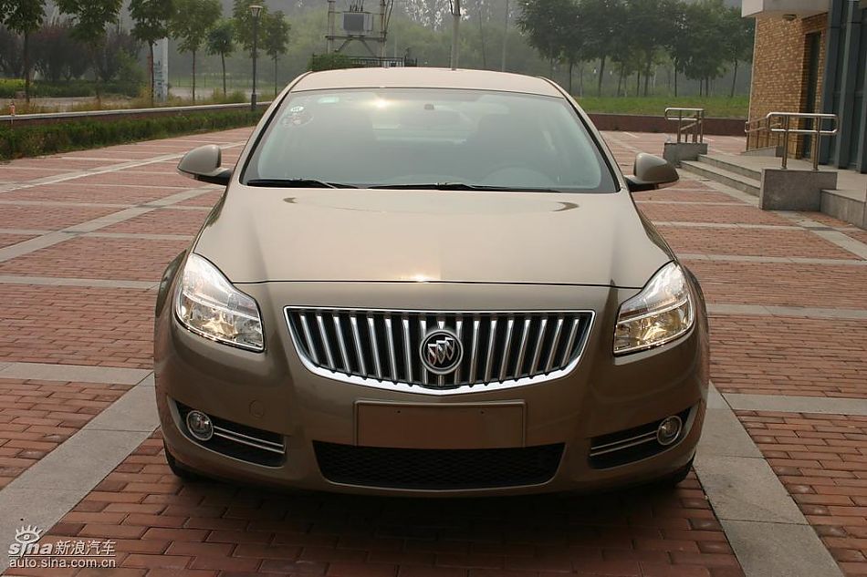 上海通用新君威1.6T到店实拍-外观