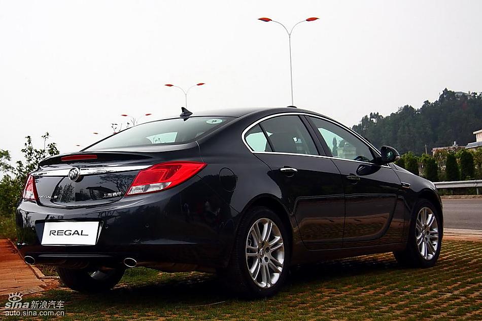 别克新君威2.0T试驾实拍图外观