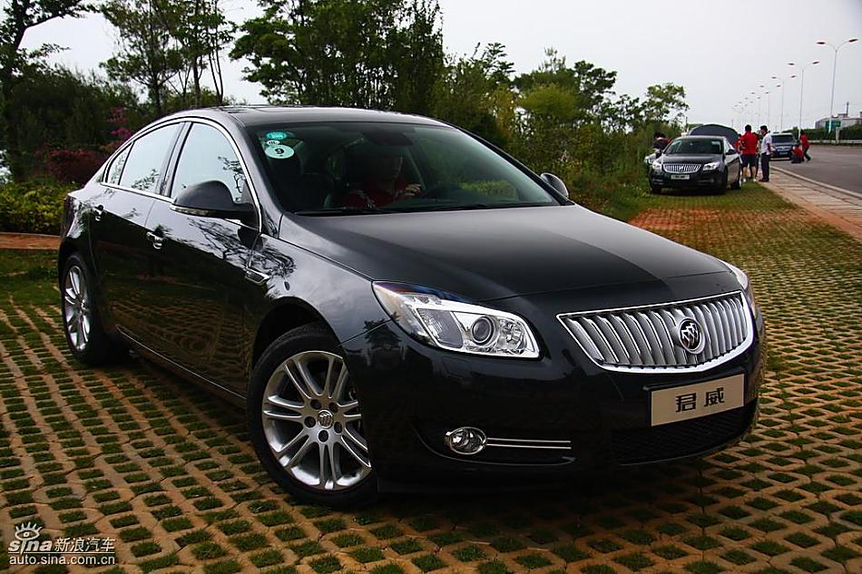 别克新君威2.0T试驾实拍图外观