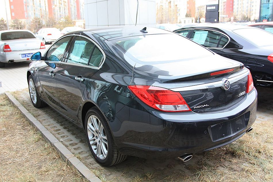 上海通用别克新君威到店实拍-内饰