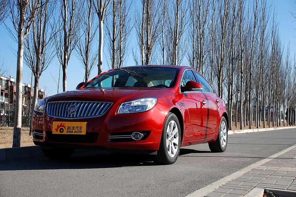 新君威2.0外观图片