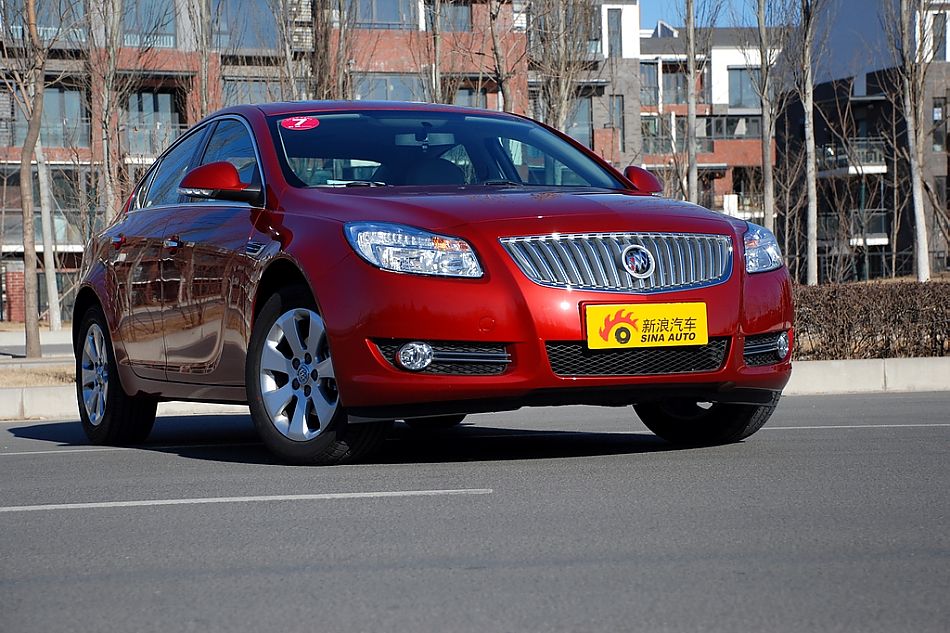 新君威2.0外观图片