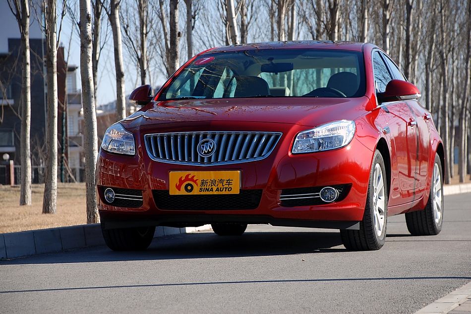 新君威2.0外观图片