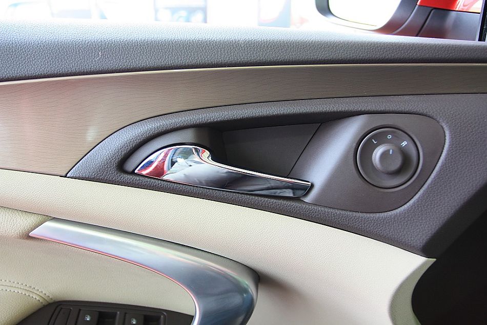 上海通用别克新君威到店实拍-内饰