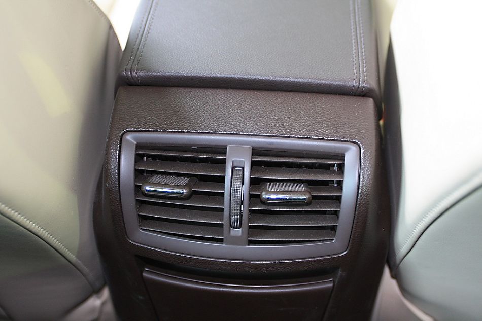 上海通用别克新君威到店实拍-内饰