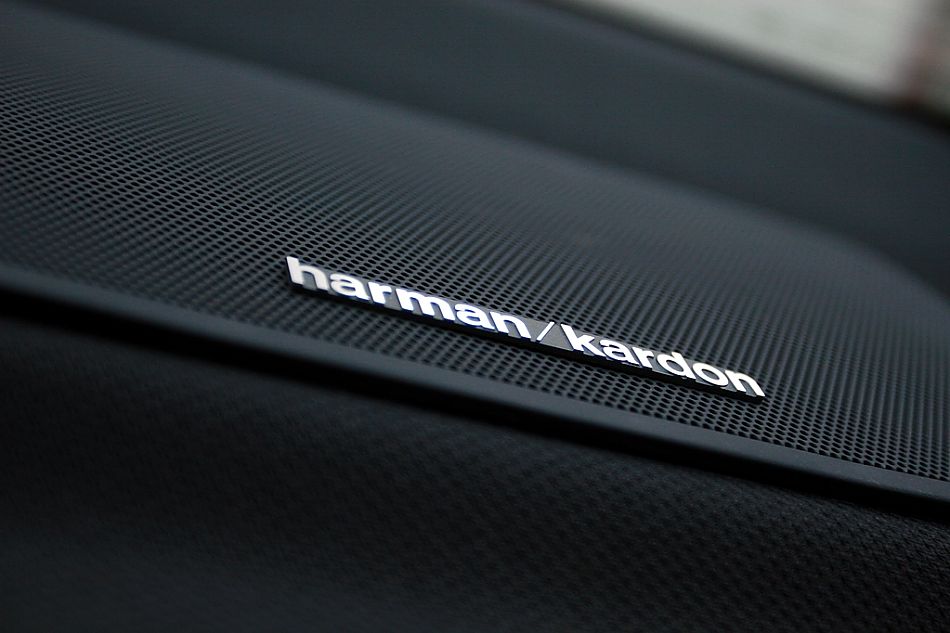 全新君威2.4内饰图片