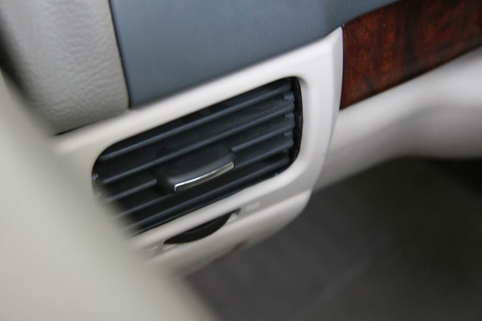 上海通用君威内饰细节