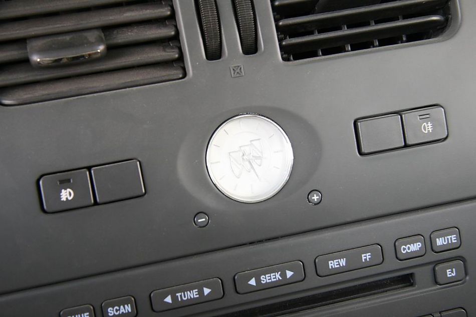 上海通用君威中控台