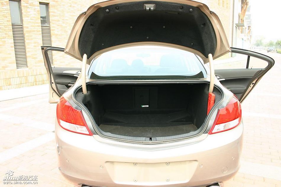 上海通用新君威1.6T到店实拍-其他