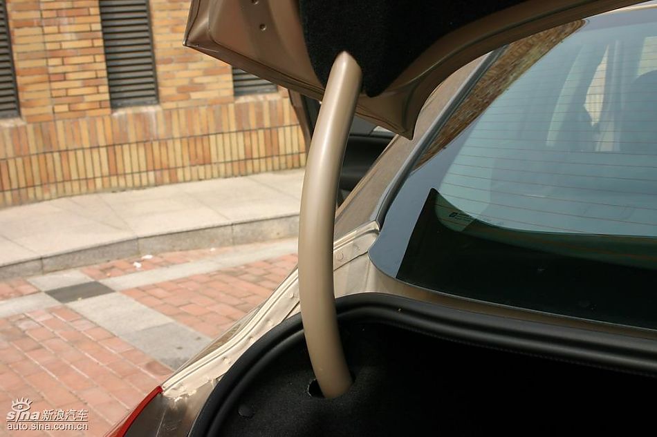 上海通用新君威1.6T到店实拍-其他