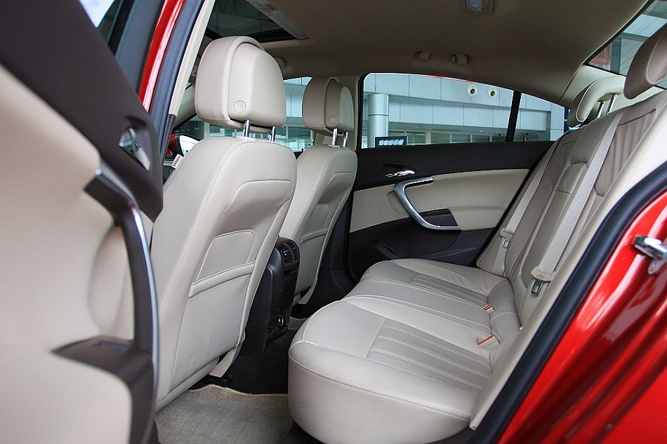 上海通用别克新君威到店实拍-内饰