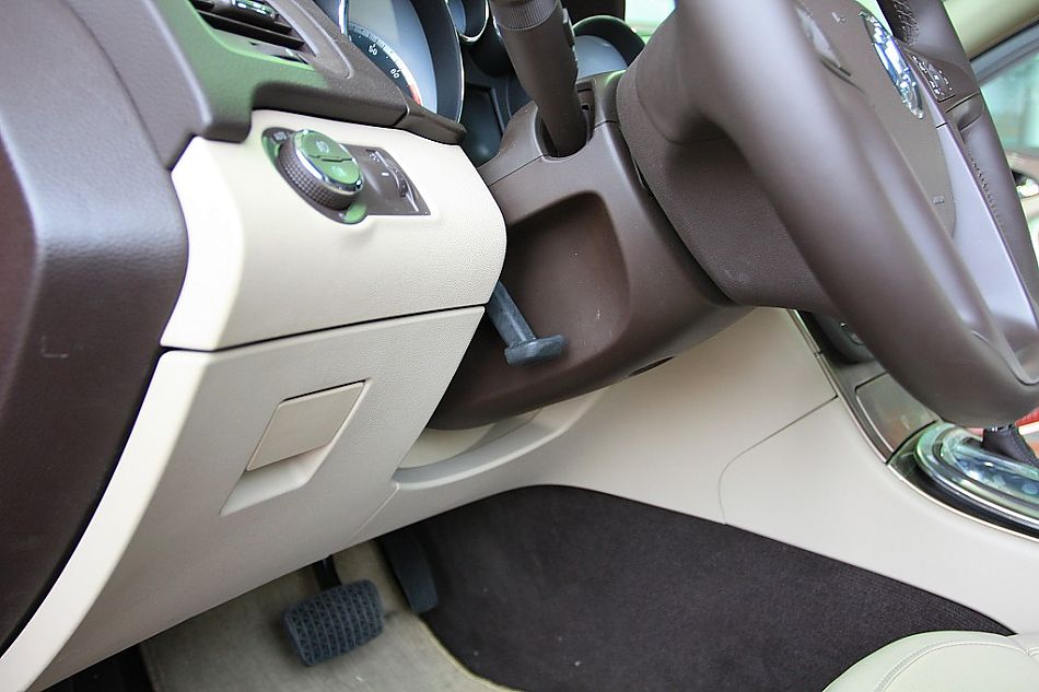 上海通用别克新君威到店实拍-内饰