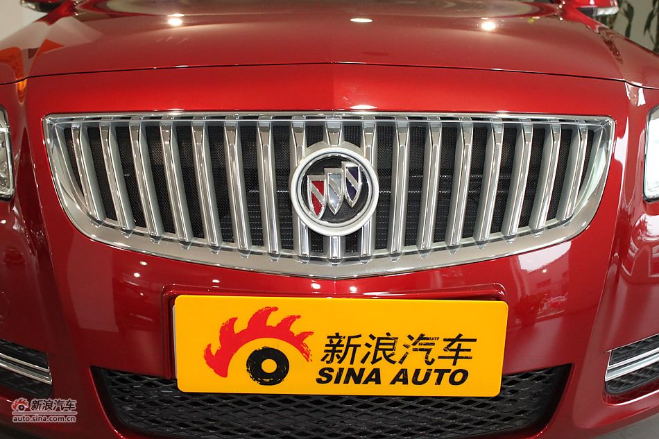 新君威外观细节