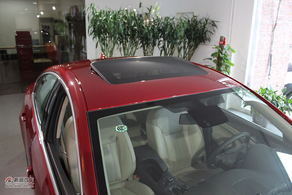 新君威外观细节