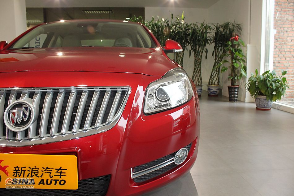 新君威外观细节