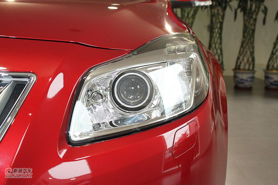 新君威外观细节