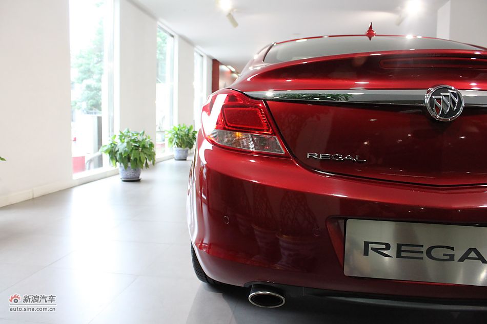 新君威外观细节