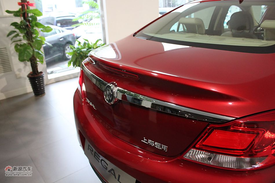 新君威外观细节